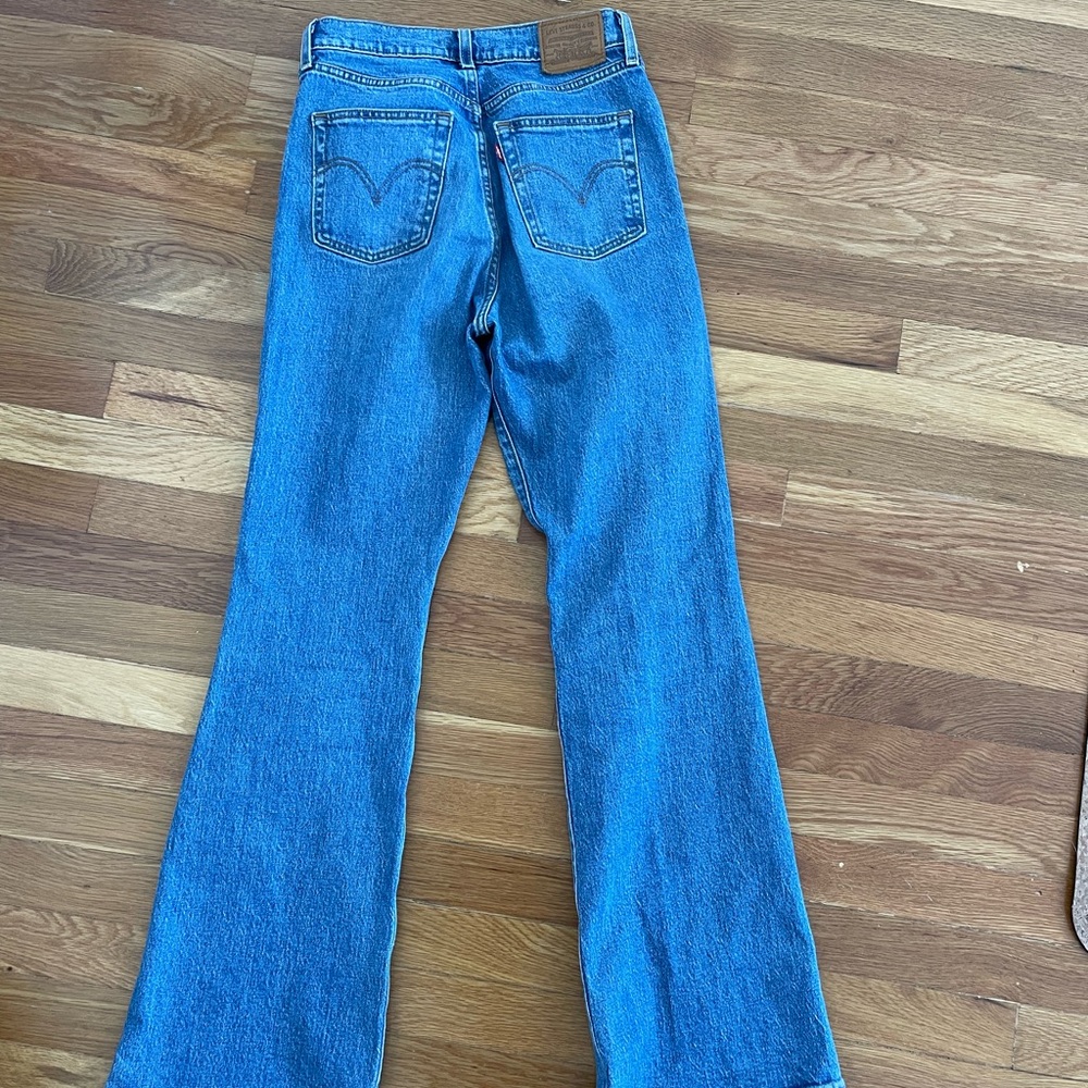 Levi’s premium ribcage flare